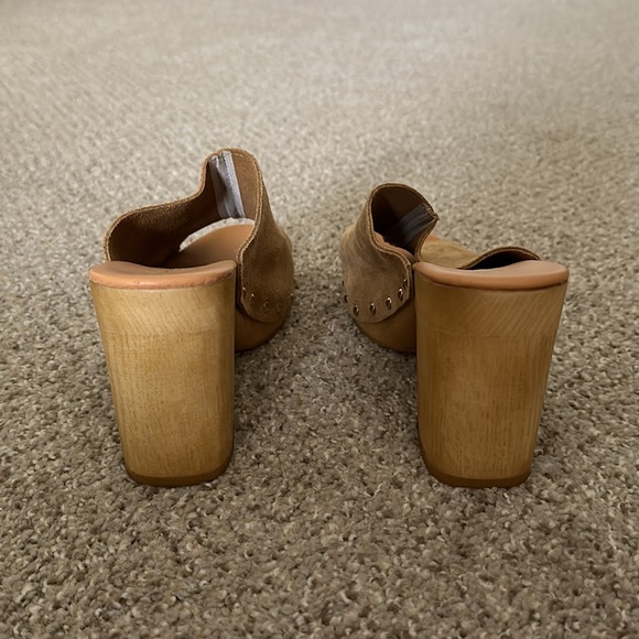 AVELLINI Made Italy Suede Leather Boho Clog Mules Women’s heels Shoes - Picture 6 of 6